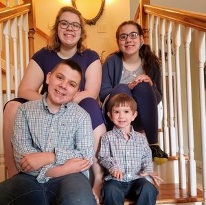 Meet your Posher, Jamie